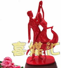 平凉喜媒汇 打造完美婚礼的商务礼仪之道